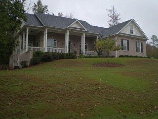 2nd image of 200 Wesley Dr