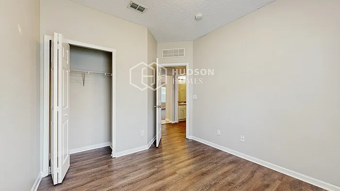 1064 Moosehead Dr — Photo 23