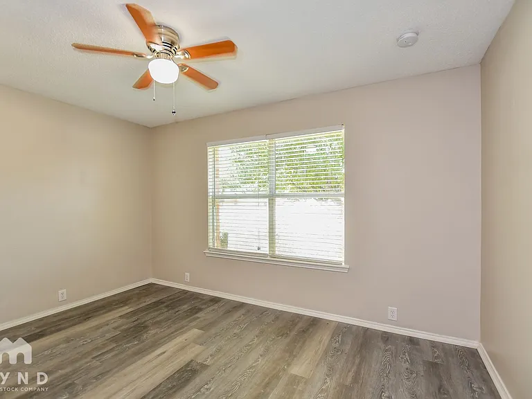 4313 Napa Valley Dr — Photo 11