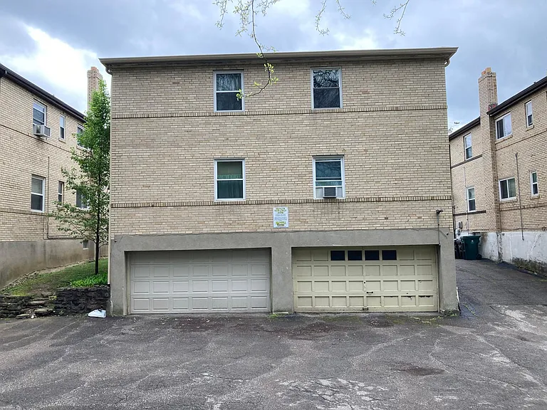 2818 Lawndale Ave #4 — Photo 15