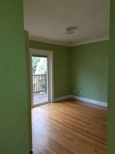 421 Columbus St — Photo 4