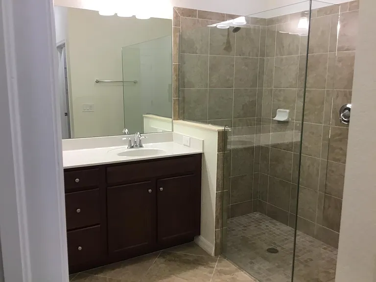 1611 Parnell Ct — Photo 15