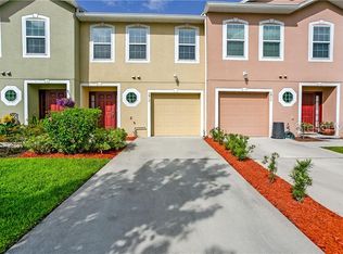 2912 Clarabelle Ct, Kissimmee, FL 34743