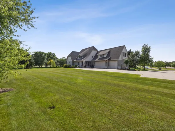 2508 Rose Creek Pkwy S, Fargo, ND 58104