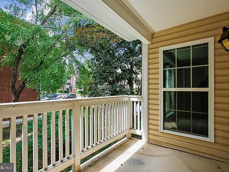 1530 Lincoln Way #203 — Photo 28