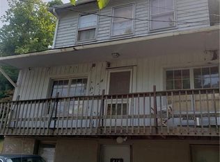 416 Riverdale Dr, Rocky River, OH