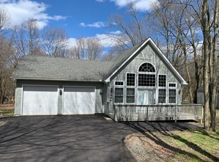 658 Old Stage Rd, Albrightsville, PA 18210