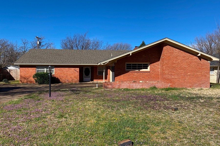 1st image of 3412 Patterson Dr