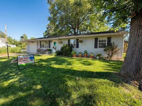 200 E Mill St, Freeburg, IL 62243