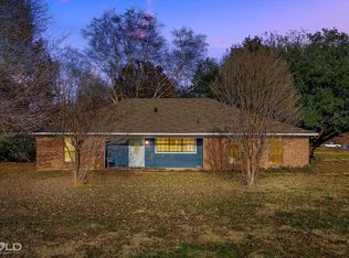 209 Shadow Ridge Dr, Bossier City, LA 71112