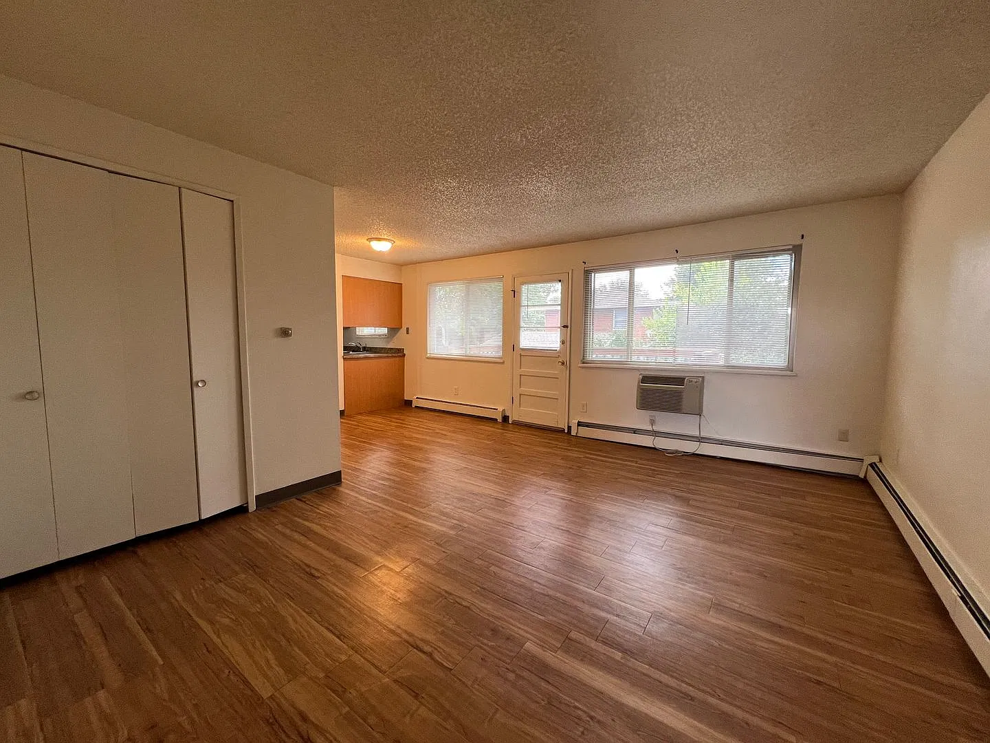 Dartmouth133 (KC-BG) — Photo 1