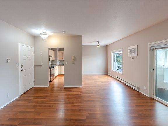 3rd image of 650 McKinney Rd #325