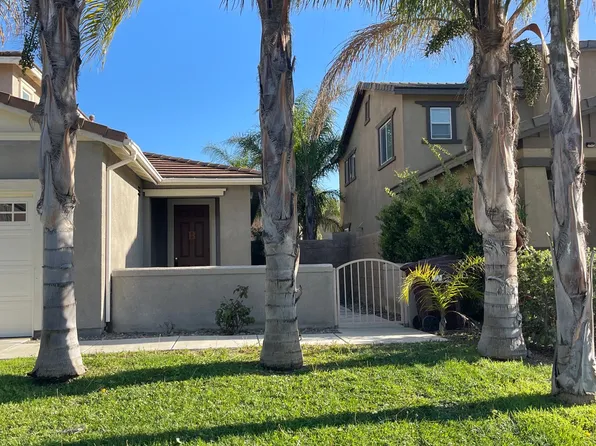 13935 Barnett Ln #B, Corona, CA 92880