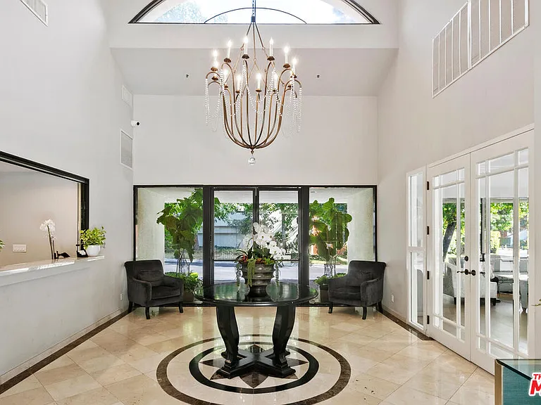 2131 Century Park Ln #118 — Photo 43