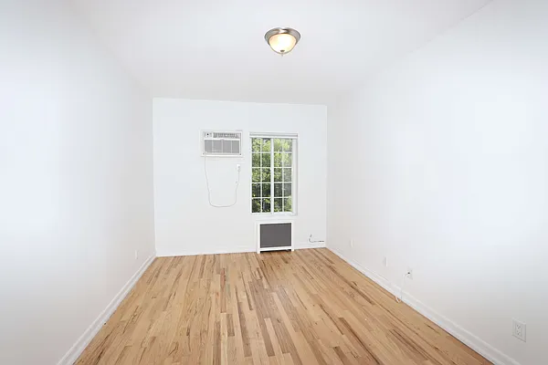 Rented by Nooklyn NYC LLC | media 14