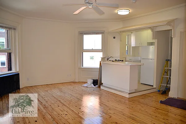 Rented by Oak Tree LLC | media 21