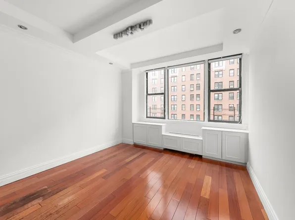200 West 79th Street image 10 of 16