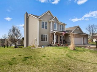11 Fieldcrest Dr, Cisco, IL 61856