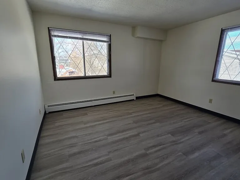 187 S National Ave #15 — Photo 8