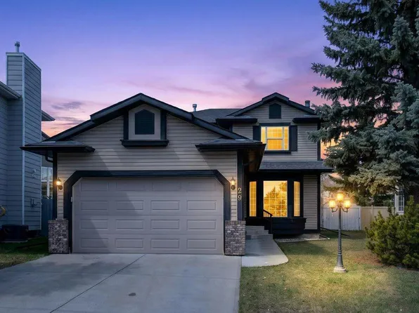 29 SE Shannon Mnr SW, Calgary, AB T2Y 2Y5