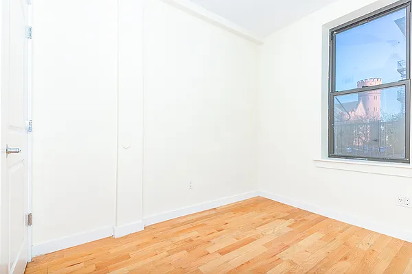 Rented by RENTBK LLC | media 11