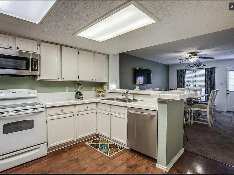 6813 Outland Dr — Photo 10