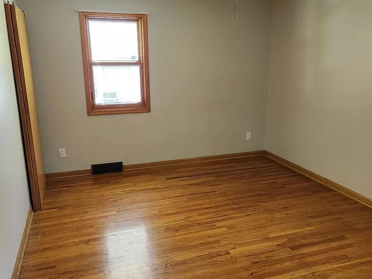5218 Q St — Photo 7