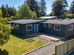 2644 Hillcrest Dr, Eureka, CA 95503