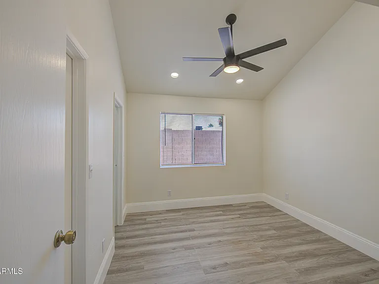 2019 W Lemon Tree Pl — Photo 33