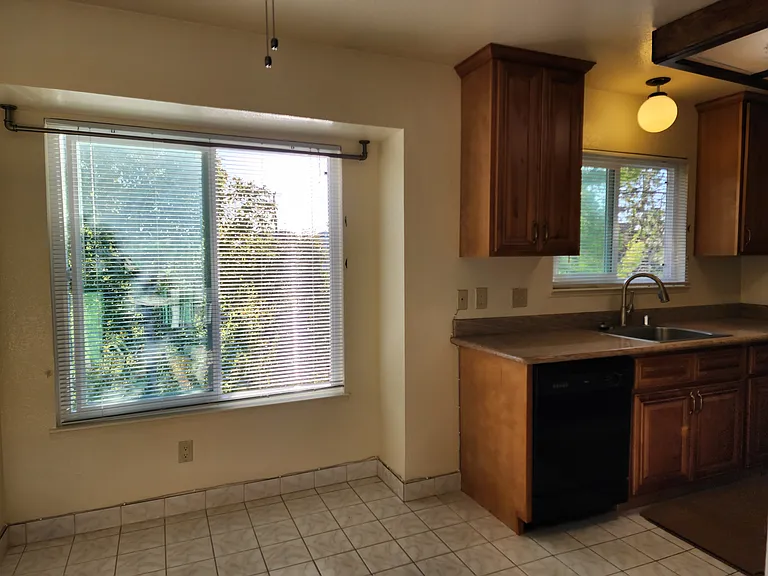 1179 Smith Ave #7 — Photo 6