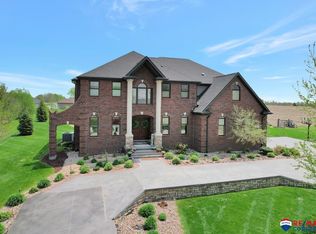 1960 Saint Andrews Dr, Crete, NE 68333