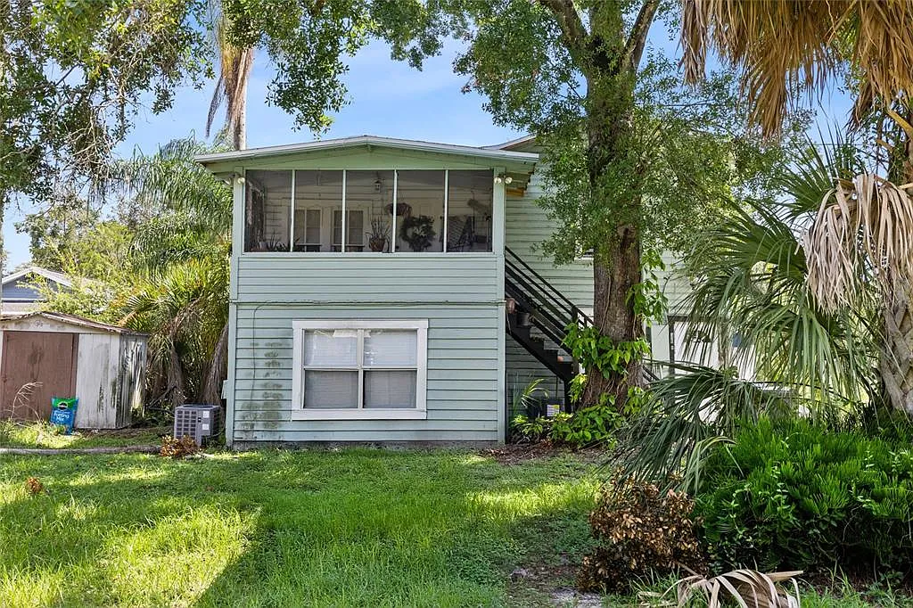 2 bed, 1.0 bath, 610 sqft, $1,565 — Photo 2