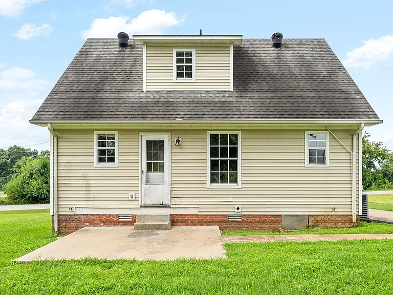 2080 Carneal Ln — Photo 30