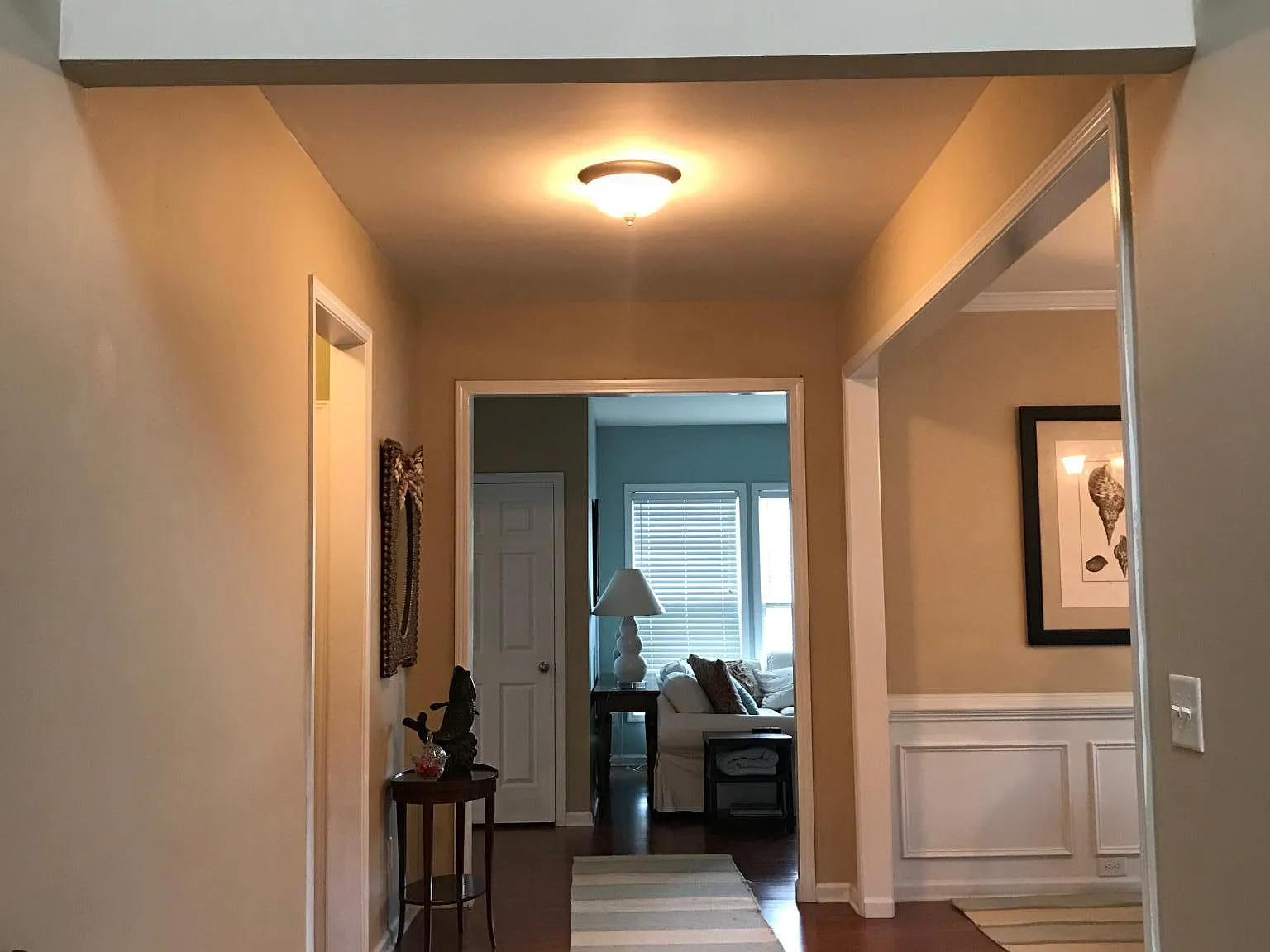 4 bed, 2.5 bath, 2700 sqft, $2,750 — Photo 2