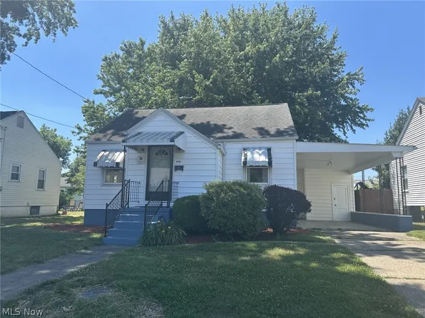 3515 Burk St, Parkersburg, WV 26104