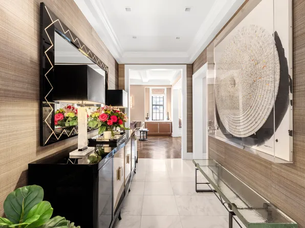 21 East 66th Street image 1 of 17