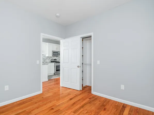 164 Avenue B image 13 of 18