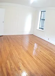 Rented by Roberto Guilbet, LREB