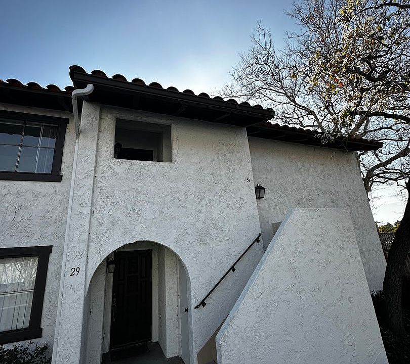 1st image of 31 Mission Plaza Dr