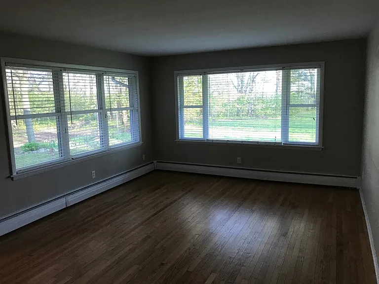 18212 Harmony Rd — Photo 20