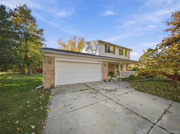 2900 S Livernois Rd, Rochester Hills, MI 48307