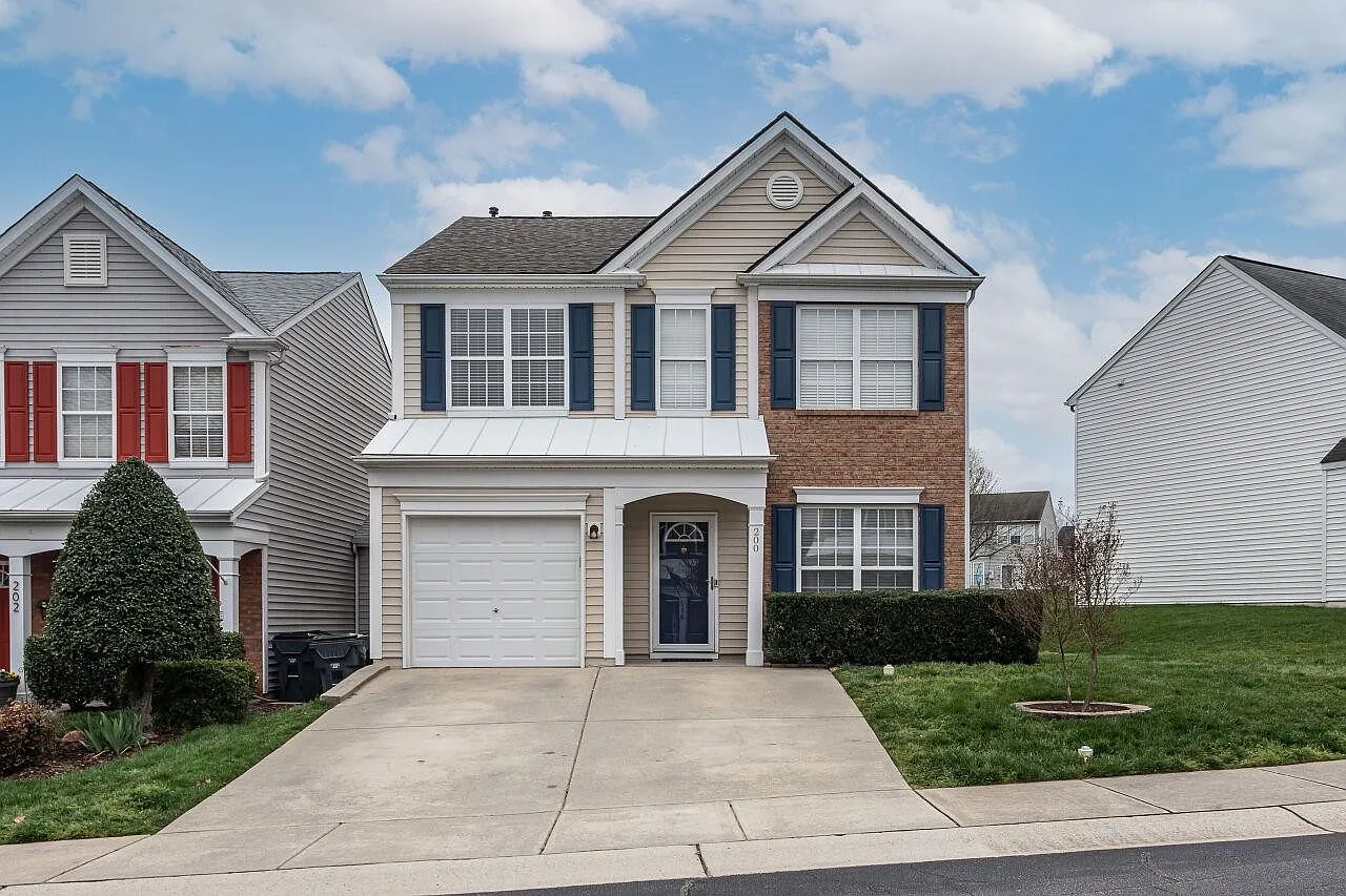 3 bed, 2.5 bath, 1687 sqft, $1,925 — Photo 1