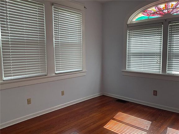 4th image of 3929-31 Octavia St