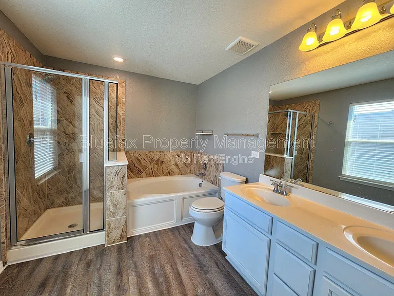 15214 Ohare Lndg — Photo 17