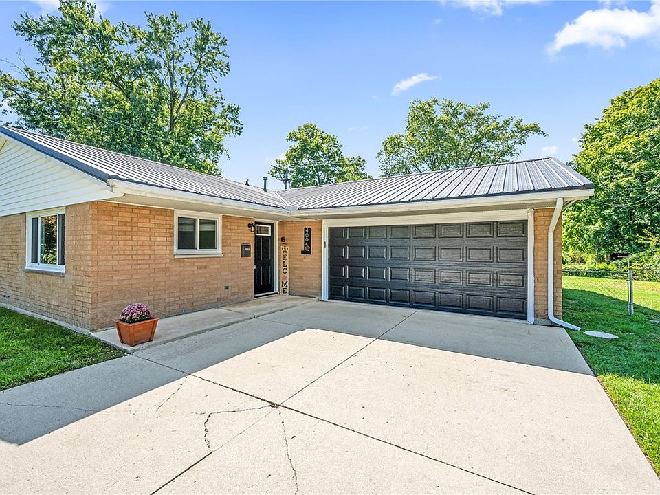 1st image of 4095 Raymond Dr