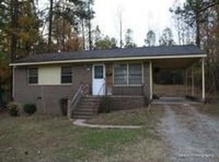 608 Greenland Dr, Sanford, NC 27330