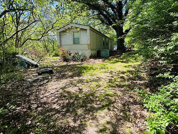2nd image of 9923 Old Chestnut Ridge Rd