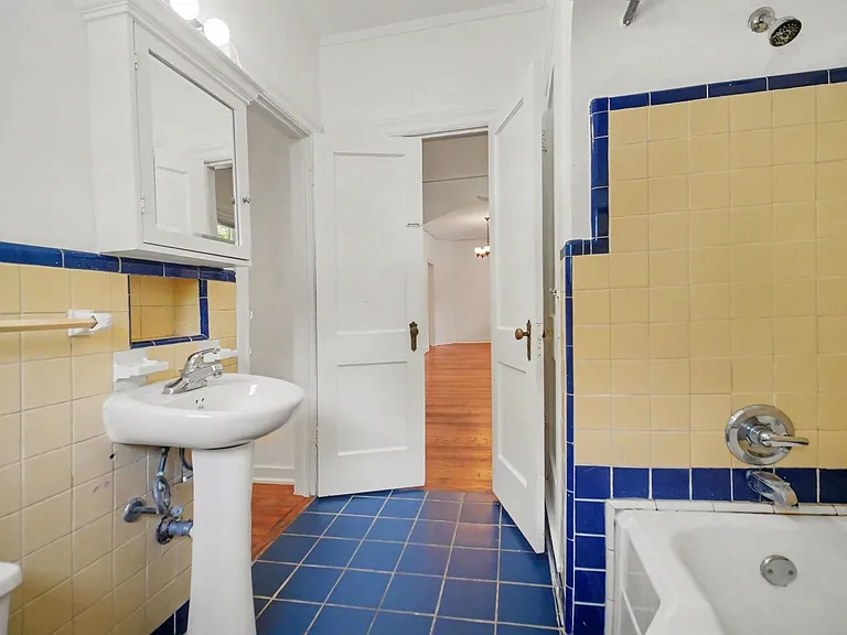 4408 Yoakum Blvd #1 — Photo 13