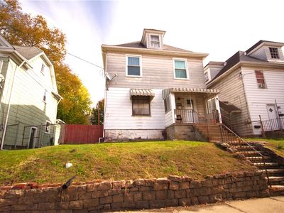 1240 Victoria Ave, New Kensington, PA, 15068