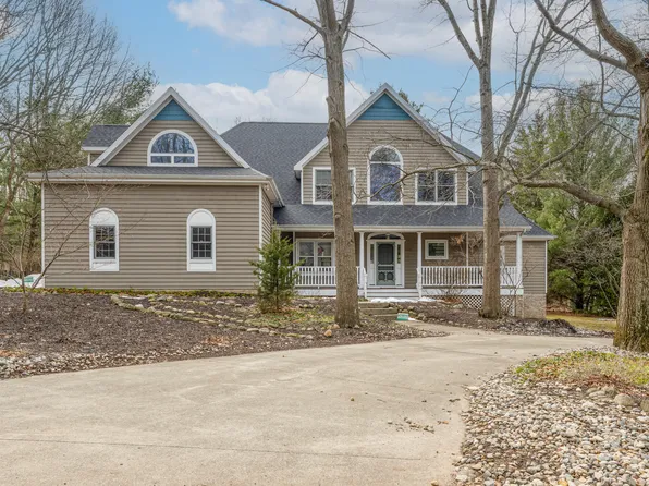 3040 Dunes Valley Path, Stevensville, MI 49127